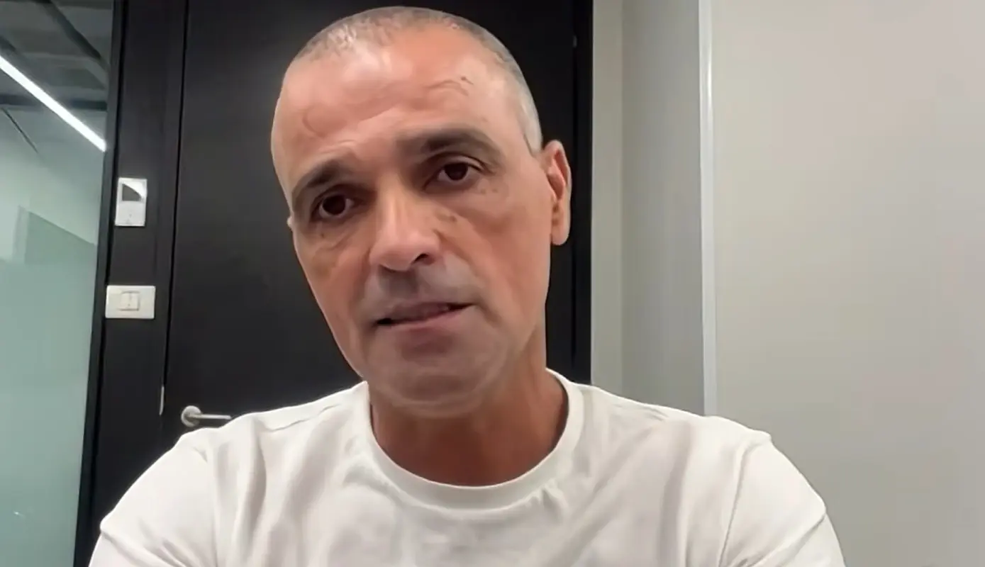 יניב חיון משחזר בראיון לד"ר פיל את מה שקרה בטיס פליידובאי יניב חיון משחזר בראיון לד"ר פיל את מה שקרה בטיס פליידובאי