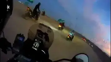 שיירת אופנועים בנסיעה פרועה - רוכב שניסה להימלט נעצר | תיעוד