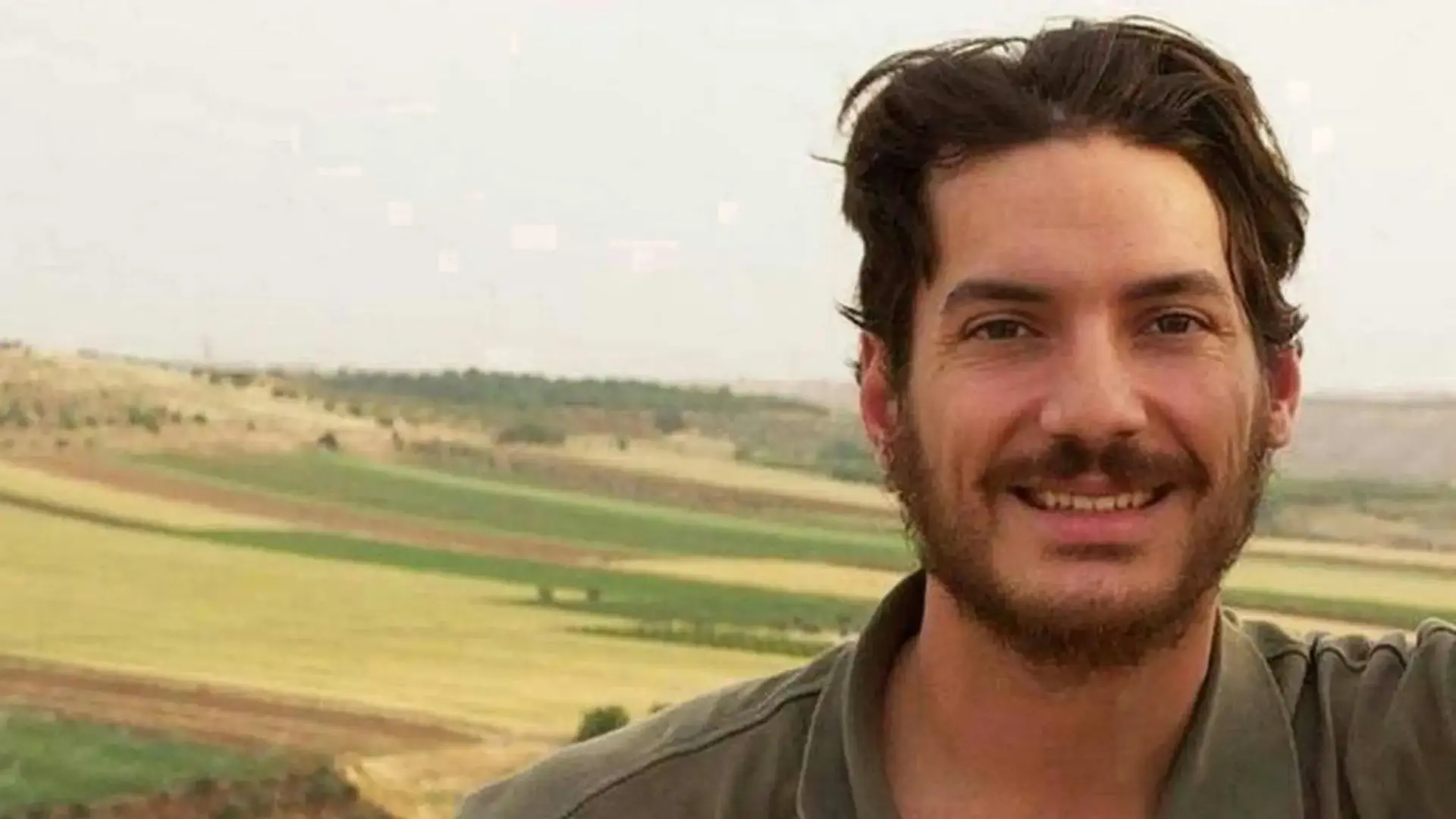 העיתונאי האמריקני אוסטין טייס, שנחטף בסוריה בשנת 2012 ומאז נעלמו עקבותיו העיתונאי האמריקני אוסטין טייס, שנחטף בסוריה בשנת 2012 ומאז נעלמו עקבותיו