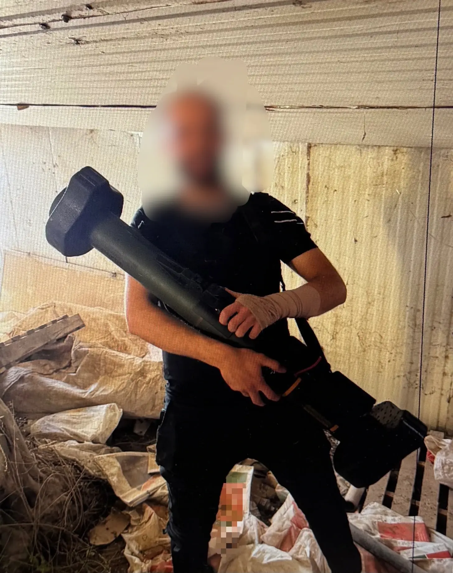 שלושה הואשמו בהחזקת טיל כתף מתקדם מסוג "מטאדור" שנגנב מצה"ל שלושה הואשמו בהחזקת טיל כתף מתקדם מסוג "מטאדור" שנגנב מצה"ל