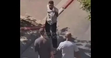 ״אני משוגע פי אלף ממך”: טען אקדח וכיוון לעבר שכנו בגלל חנייה | תיעוד