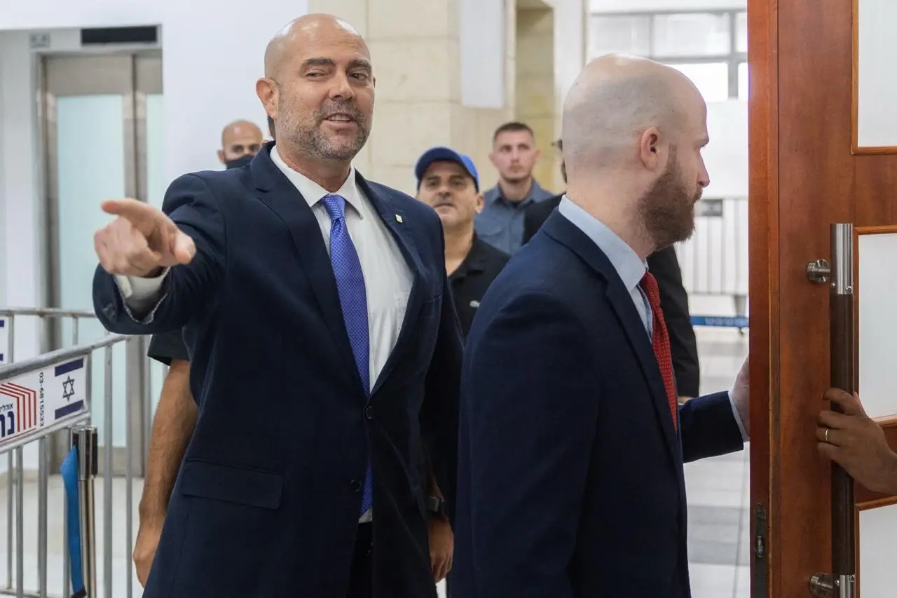 אמיר אוחנה, דיון תיקי האלפים, בית המשפט המחוזי ירושלים, 11 באוקטובר 2026 אמיר אוחנה, דיון תיקי האלפים, בית המשפט המחוזי ירושלים, 11 באוקטובר 2026