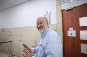 אביחי מנדלבליט, דיון תיקי האלפים, בימ"ש מחוזי ירושלים, 11 באוקטובר 2026