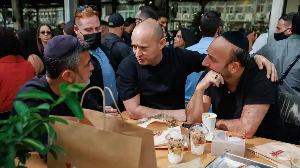 נפתלי בנט בפרלמנט בת"א נפתלי בנט בפרלמנט בת"א