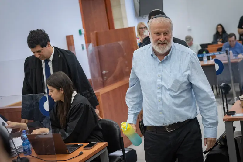מנדלבליט: "לא זוכר אם אישרתי לחקור חשד לשוחד"