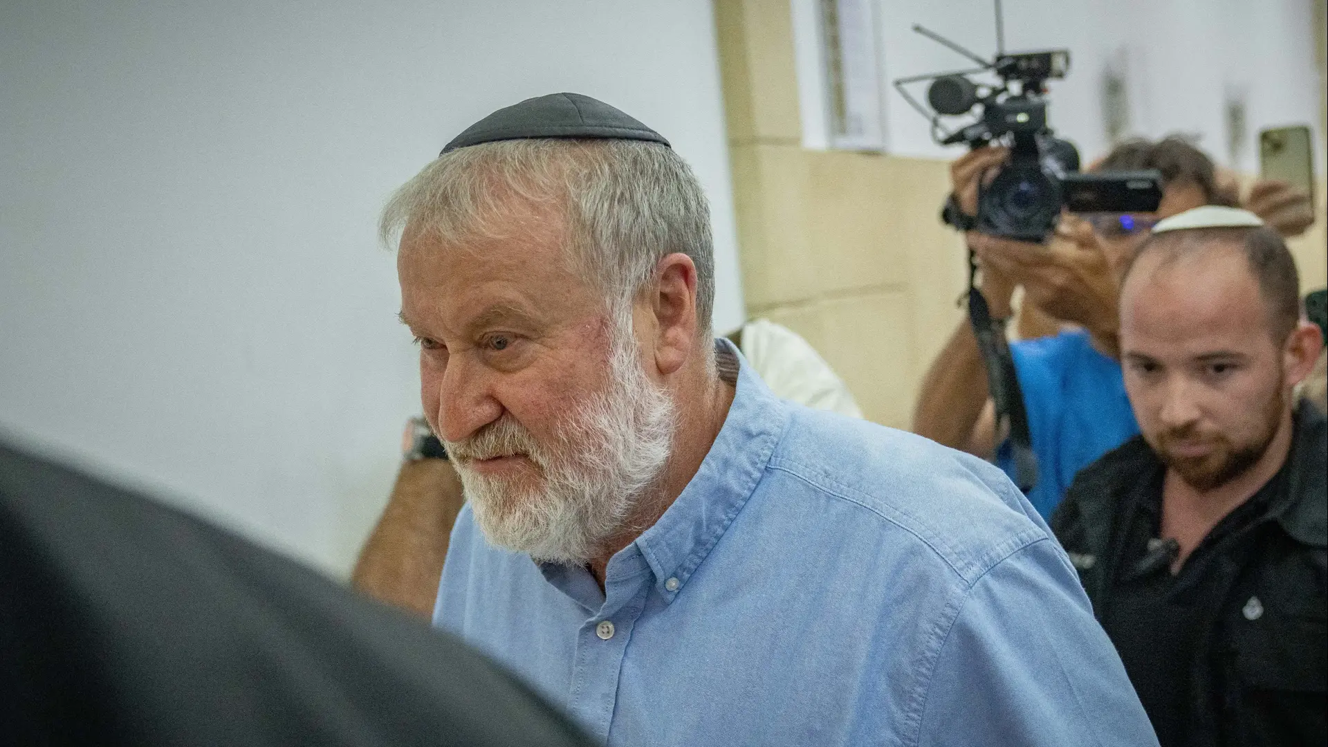 אביחי מנדלבליט, דיון תיקי האלפים, בימ"ש מחוזי ירושלים, 21 באוקטובר 2026 אביחי מנדלבליט, דיון תיקי האלפים, בימ"ש מחוזי ירושלים, 21 באוקטובר 2026