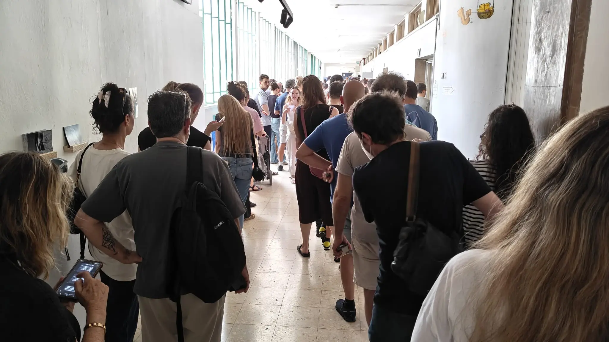 תורים חסרי תקדים בקלפיות בצפון תל אביב