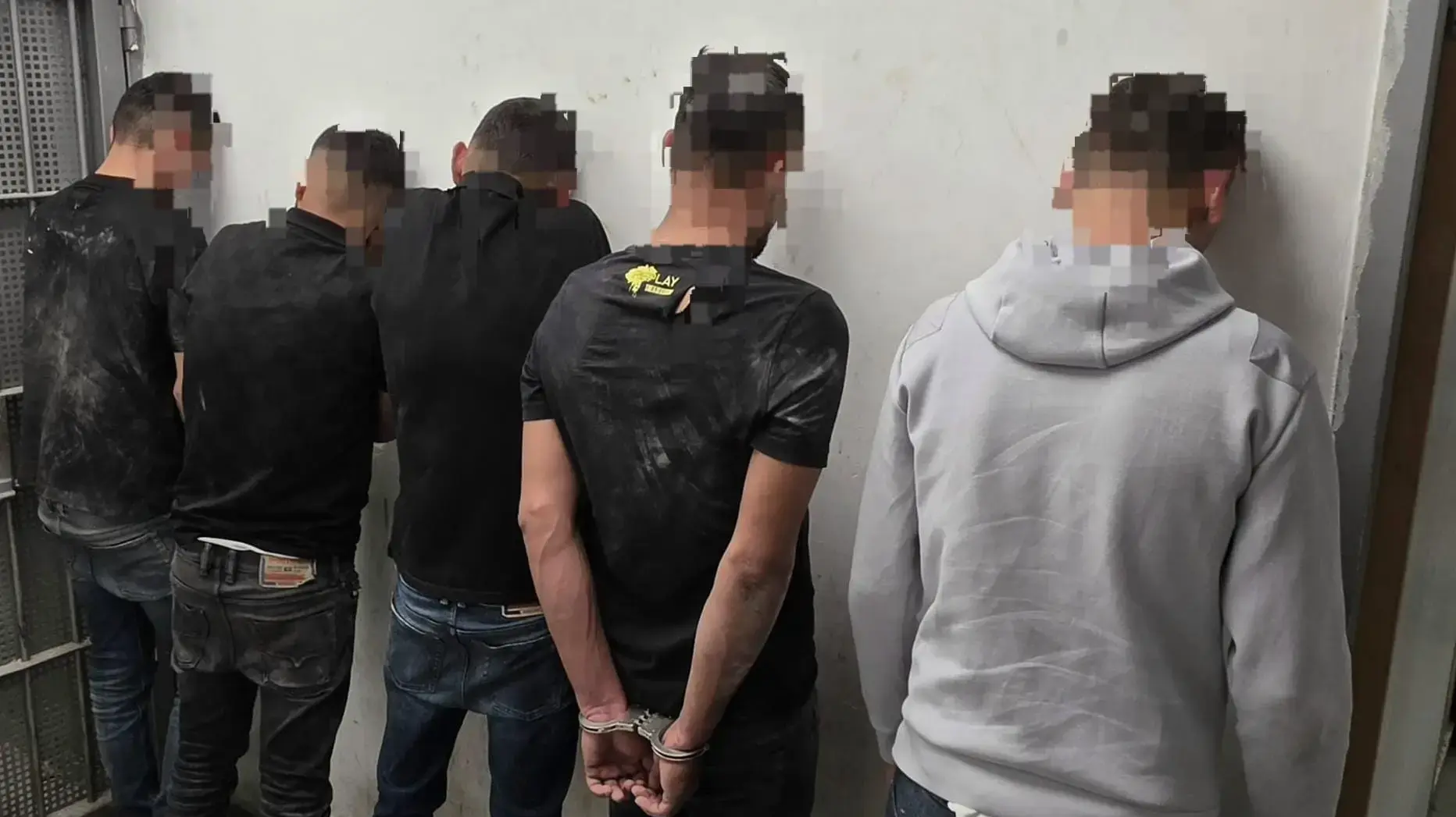 חמישה עצורים מהקטטה ליד הקלפי ברהט חמישה עצורים מהקטטה ליד הקלפי ברהט