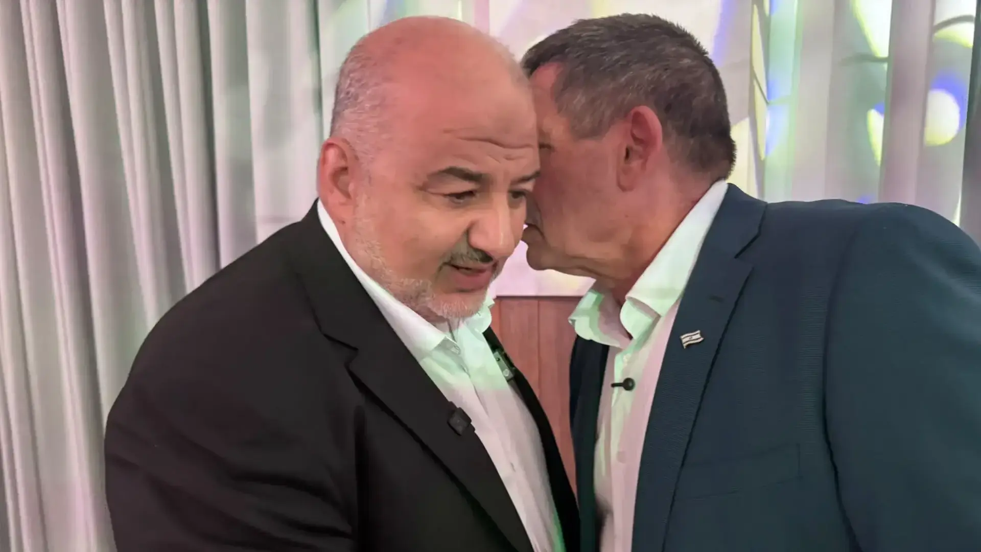 מנסור עבאס, יואב סגלוביץ', מטה רע"ם, 27 באוקטובר 2026 מנסור עבאס, יואב סגלוביץ', מטה רע"ם, 27 באוקטובר 2026