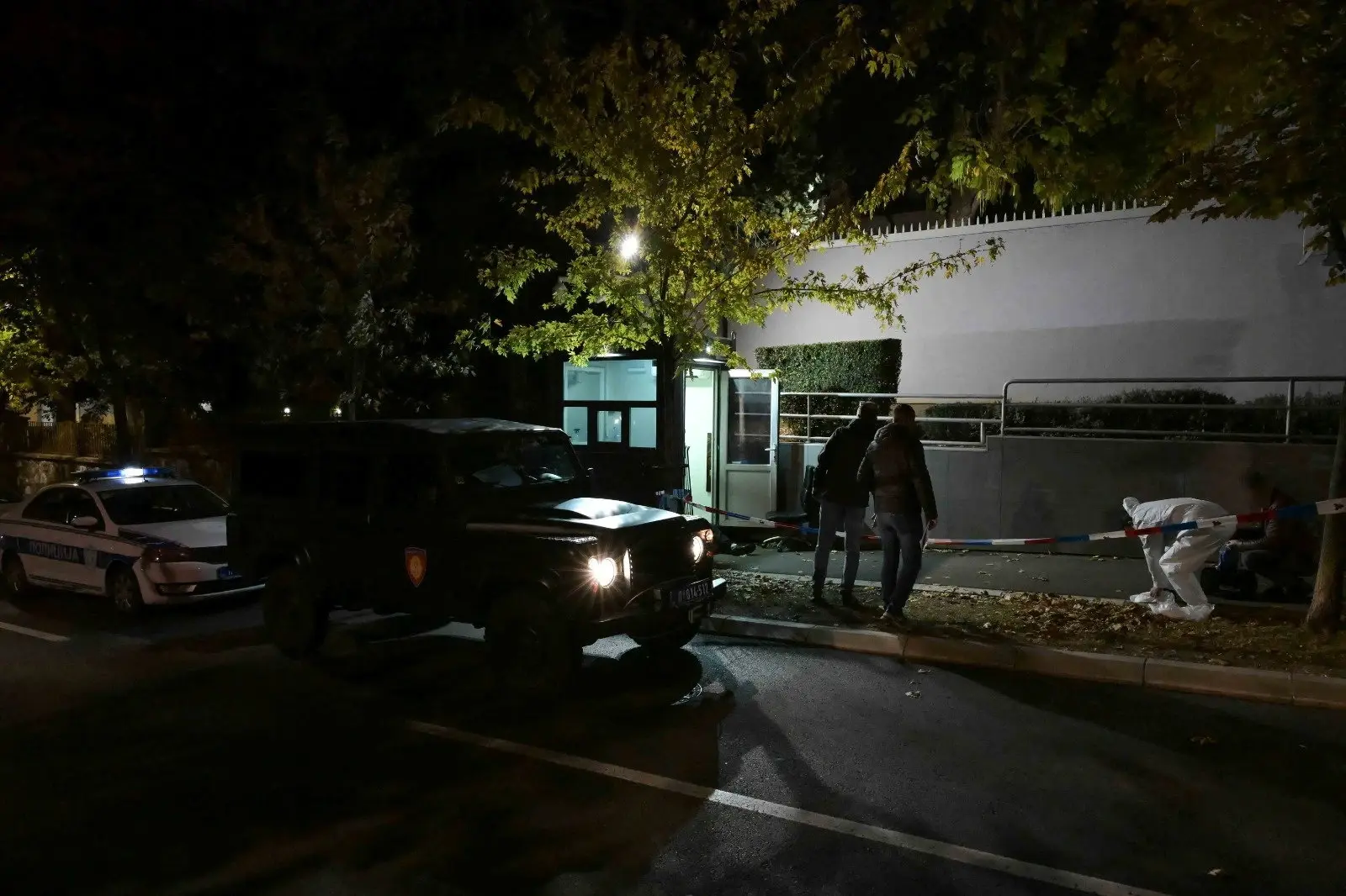 שוטר הרג תוקף חמוש בסכין מחוץ לשגרירות ישראל בסרביה