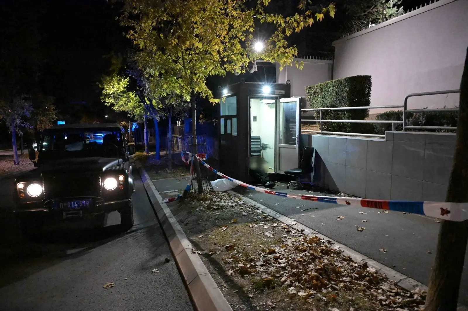 שוטר הרג תוקף חמוש בסכין מחוץ לשגרירות ישראל בסרביה