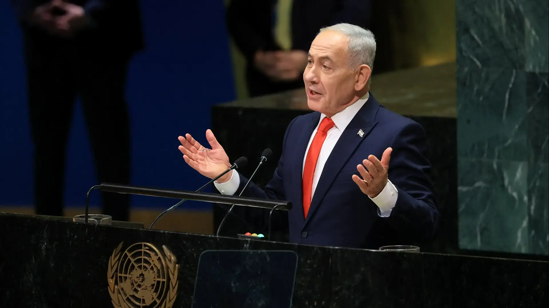 ראש ממשלת ישראל בנימין נתניהו נואם בפני העצרת הכללית ה-81 של האו"ם במטה הארגון בניו יורק, ארה"ב, ב-24 בספטמבר 2026. ראש ממשלת ישראל בנימין נתניהו נואם בפני העצרת הכללית ה-81 של האו"ם במטה הארגון בניו יורק, ארה"ב, ב-24 בספטמבר 2026.