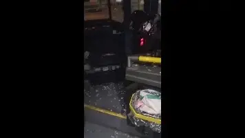 נהג האוטובוס נפגע בעיניו לאחר שנחסם ע"י רכב פרטי והותקף, ירושלים נהג האוטובוס נפגע בעיניו לאחר שנחסם ע"י רכב פרטי והותקף, ירושלים